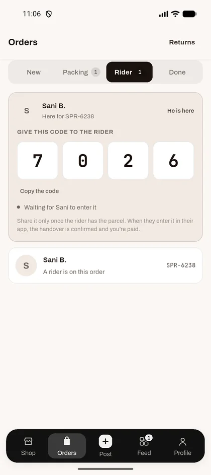 The shop's order screen: the rider is here, give this code to the rider, 7 0 2 6.